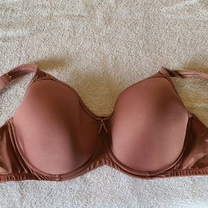 Wacoal Basic Beauty Contour t-shirt bra